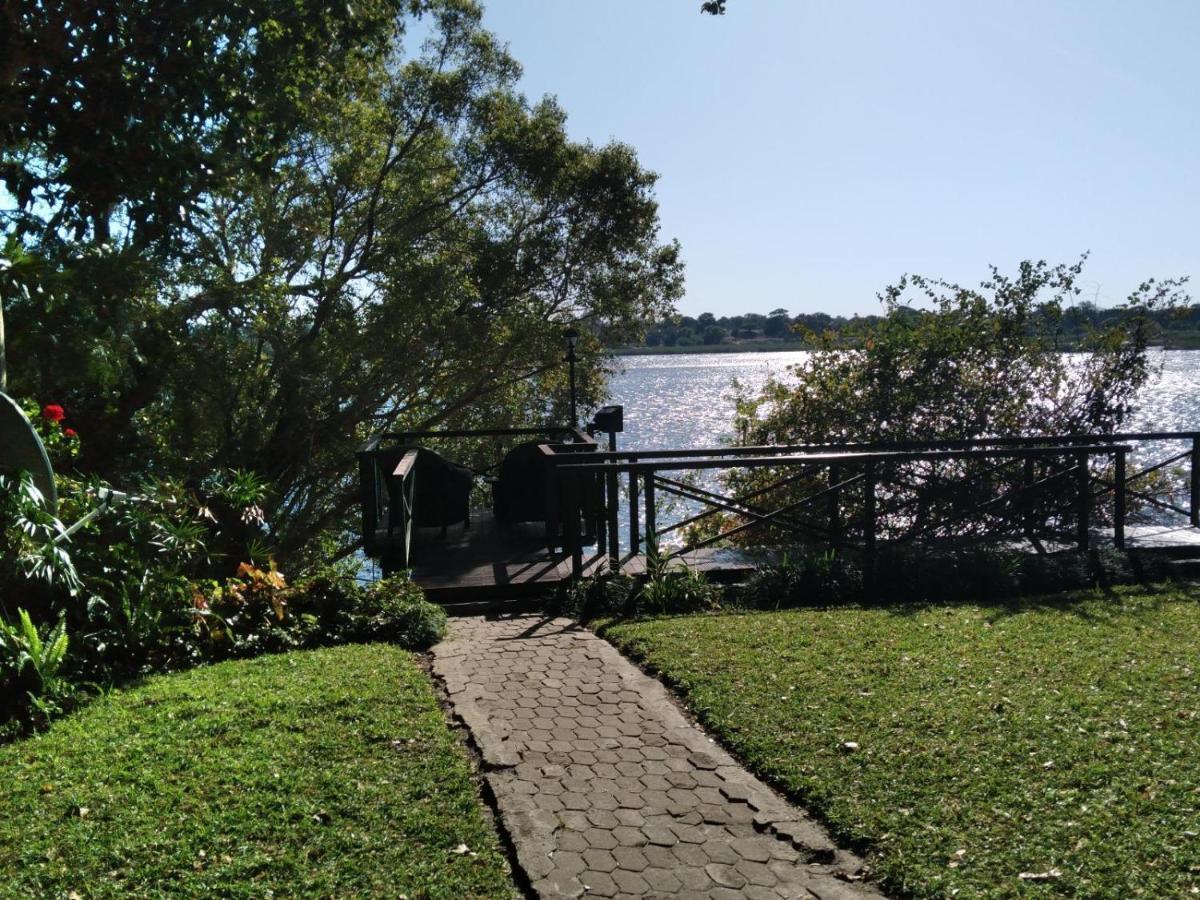 Caprivi River Lodge Katima Mulilo Esterno foto